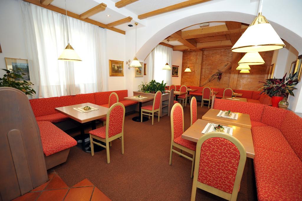 Hotel Capitani Bormio Exterior foto